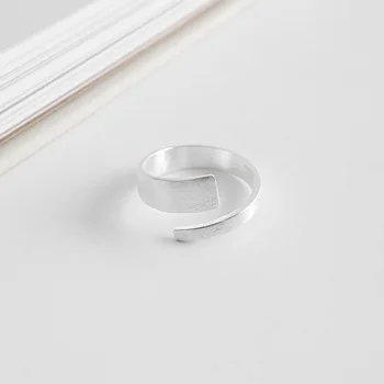 RYOUCUTE Nekilnojamojo Gryno Sidabro Spalvų Papuošalai korėjos Šveitimas Geometrinis Žiedai Moterims Vestuvių Piršto Atidaryti Žiedas Anillos Anelli