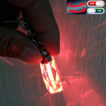 Pagal užsakymą pagaminti Automobilio Logotipu Grandinės LED Iškirpti Stiklo Keychain Automobilių Transporto Logotipas paketų prižiūrėtojų raktinę Raktų pakabukas Šviesos Key Chain