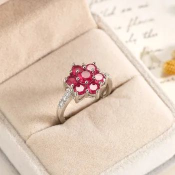 Naujas Prabangus Gėlių Dizainas Rose Red Kristalų Papuošalai, Žiedai, Moterų Kūrybos Aukso Spalvos Žiedas Vestuvės Juvelyrika Didmeninės